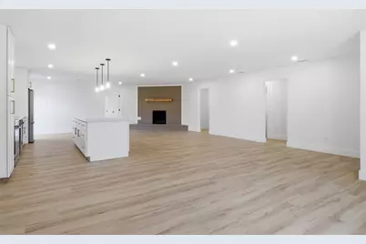 7076 Briarmeadow Drive, Dallas, TX 75230 - Photo 9