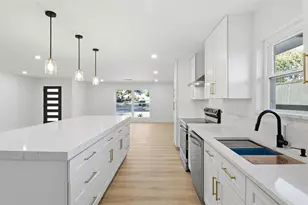 7076 Briarmeadow Dr, Dallas, TX 75230 - Photo 15