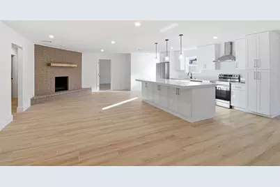 7076 Briarmeadow Drive, Dallas, TX 75230 - Photo 3