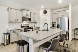 9733 Quail Pointe Rd, Aubrey, TX 76227 - Photo 15