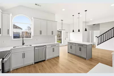 208 W Glen Meadow Drive, Red Oak, TX 75154 - Photo 5