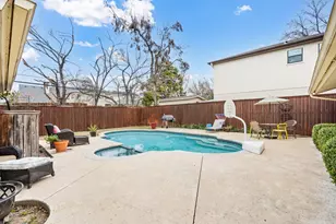 9741 Broken Bow Rd, Dallas, TX 75238 - Photo 21