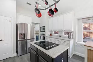 3704 Cottonwood Springs Dr, The Colony, TX 75056 - Photo 17