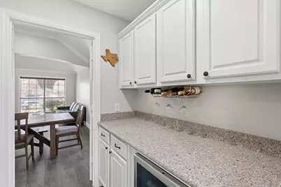 3704 Cottonwood Springs Drive, Lewisville, TX 75056 - Photo 9