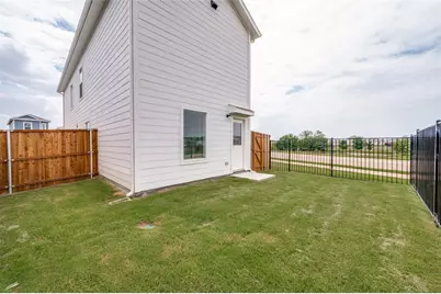 12101 Morgan Drive, Providence Village, TX 76227 - Photo 17