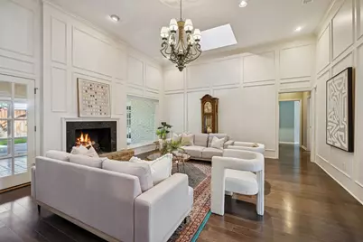 9635 Hilldale Drive, Dallas, TX 75231 - Photo 5