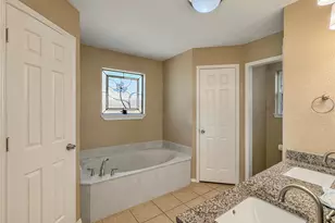 5502 Bradley Ct, Arlington, TX 76017 - Photo 19