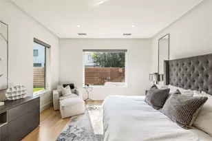 9943 Coppedge Ln, Dallas, TX 75220 - Photo 17