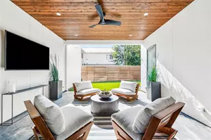 9943 Coppedge Ln, Dallas, TX 75220 - Photo 29