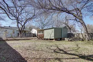 813 S Lamar St, Weatherford, TX 76086 - Photo 25