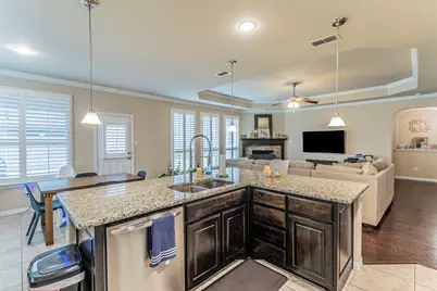 2935 Salina Drive, Grand Prairie, TX 75054 - Photo 7