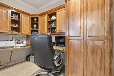 912 Queen Elizabeth Drive, Waco, TX 76657 - Photo 15