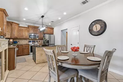 912 Queen Elizabeth Drive, Waco, TX 76657 - Photo 7