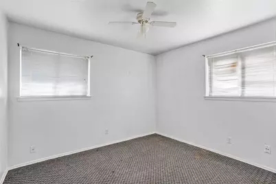 418 E Mona Avenue, Duncanville, TX 75137 - Photo 11