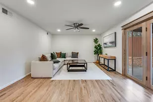 624 Forest Ln, Hurst, TX 76053 - Photo 13