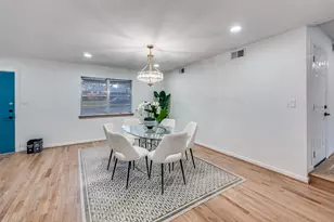 624 Forest Ln, Hurst, TX 76053 - Photo 7