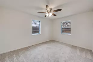 624 Forest Ln, Hurst, TX 76053 - Photo 21