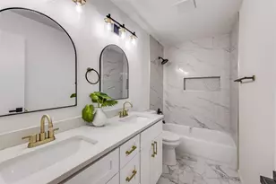 624 Forest Ln, Hurst, TX 76053 - Photo 17