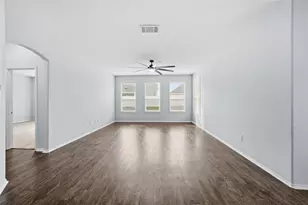 9032 Greene Dr, Aubrey, TX 76227 - Photo 9