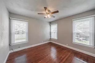 1102 W Russell Ave, Carrollton, TX 75006 - Photo 21