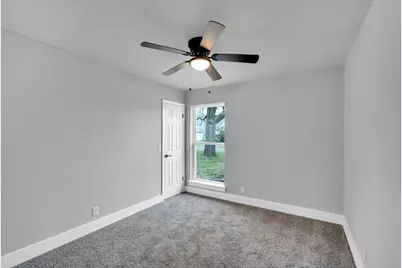 216 Laura Drive, Burleson, TX 76028 - Photo 21