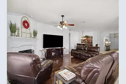 211 Carriage Drive, Willow Park, TX 76087 - Photo 11