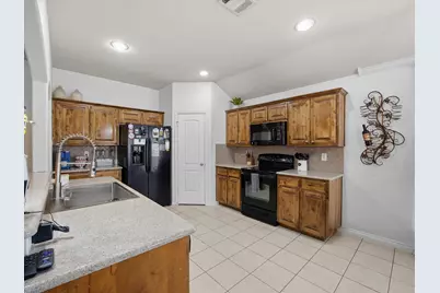 211 Carriage Drive, Willow Park, TX 76087 - Photo 7