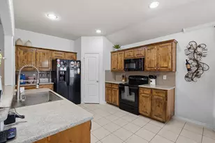 211 Carriage Dr, Willow Park, TX 76087 - Photo 7