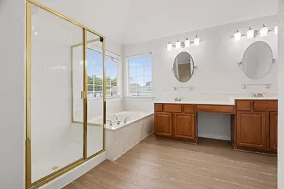 7414 Larchwood Circle, Rowlett, TX 75089 - Photo 9