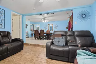 1615 Barlow Ave, Dallas, TX 75224 - Photo 3