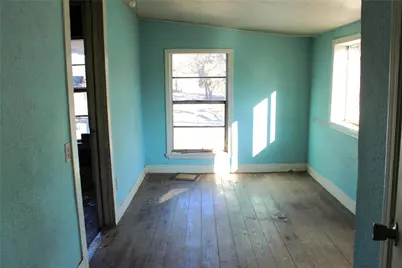 1130 W Hyman Street, Stephenville, TX 76401 - Photo 3