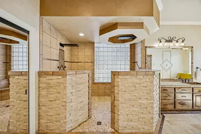 5207 Leesburg Court, Arlington, TX 76017 - Photo 19