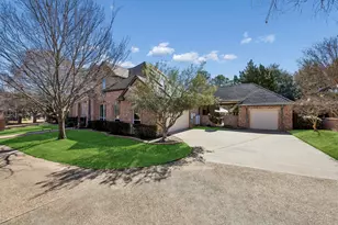 5207 Leesburg Ct, Arlington, TX 76017 - Photo 3