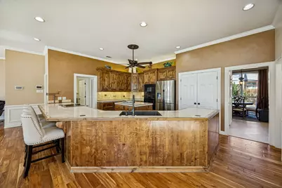 5207 Leesburg Court, Arlington, TX 76017 - Photo 11