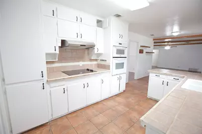 3821 Winifred Drive, Fort Worth, TX 76133 - Photo 9