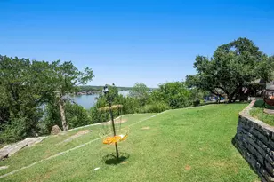 4307 Acoma Ct, Granbury, TX 76048 - Photo 37