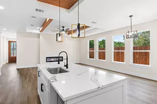 5847 Black Pine Cir, Granbury, TX 76048 - Photo 9