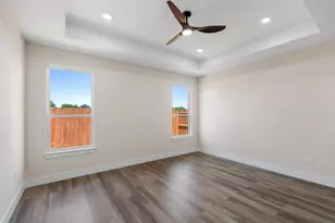 5847 Black Pine Cir, Granbury, TX 76048 - Photo 15