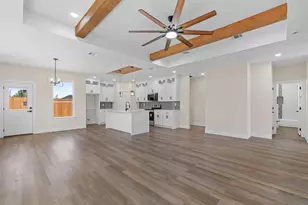 5847 Black Pine Cir, Granbury, TX 76048 - Photo 7