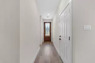 5847 Black Pine Cir, Granbury, TX 76048 - Photo 5