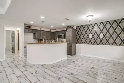 1105 Blackbird Court, Burleson, TX 76028 - Photo 13