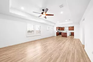 101 Long Pines Dr, McKinney, TX 75071 - Photo 9