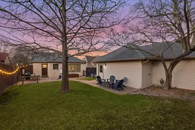 6612 Lakeshore Drive, Dallas, TX 75214 - Photo 31