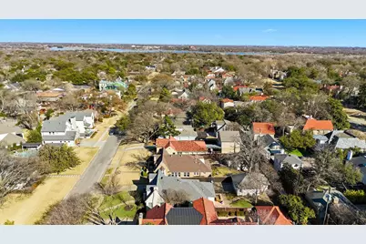 6612 Lakeshore Drive, Dallas, TX 75214 - Photo 35