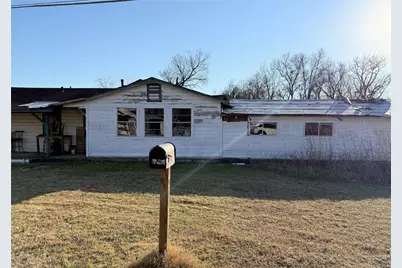 206 E Colorado, Groesbeck, TX 76693 - Photo 3