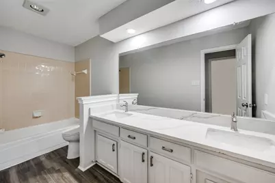 3657 Village Green Drive, Grand Prairie, TX 75052 - Photo 23