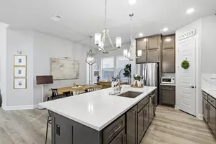 721 Red Frk Dr, Lewisville, TX 75056 - Photo 7