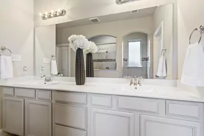 7313 Willow Thorne Drive, Little Elm, TX 76227 - Photo 11