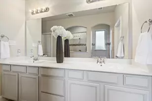 7313 Willow Thorne Dr, Little Elm, TX 76227 - Photo 11