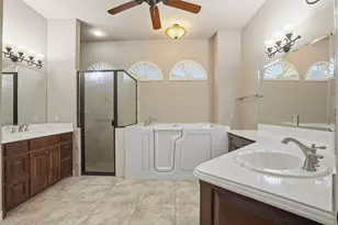 1309 Amsterdam Ct, Granbury, TX 76048 - Photo 17